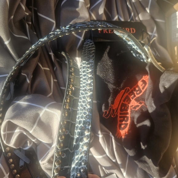NWT Freebird By Steven Turquoise Croco Belt; Comes W/ Dustbag & FB Shipping Box - Picture 10 of 14